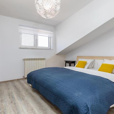 Awesome Apartment In Pula With Wifi Exterior photo